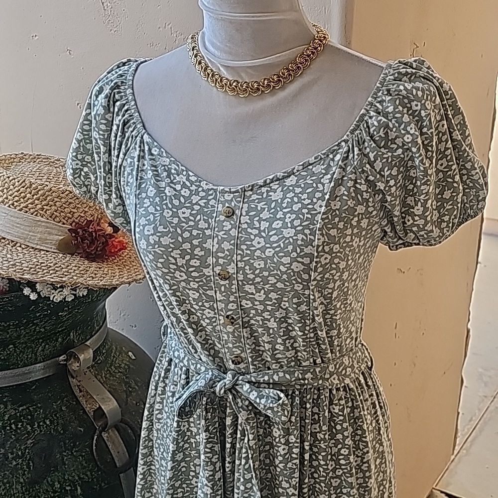 Floral gypsy style pull over summer dress size large